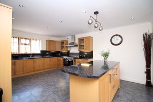 Kitchen- click for photo gallery